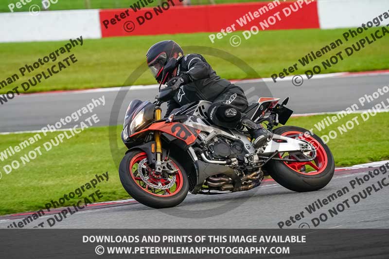 donington no limits trackday;donington park photographs;donington trackday photographs;no limits trackdays;peter wileman photography;trackday digital images;trackday photos